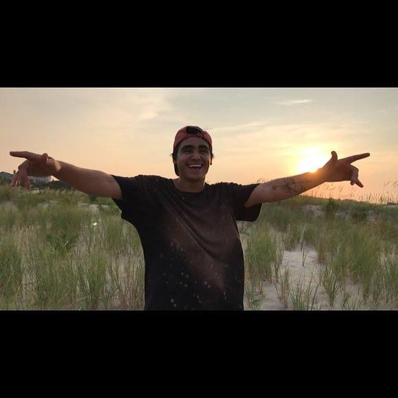 Meet your Posher, Randall - Picture 1 of 1